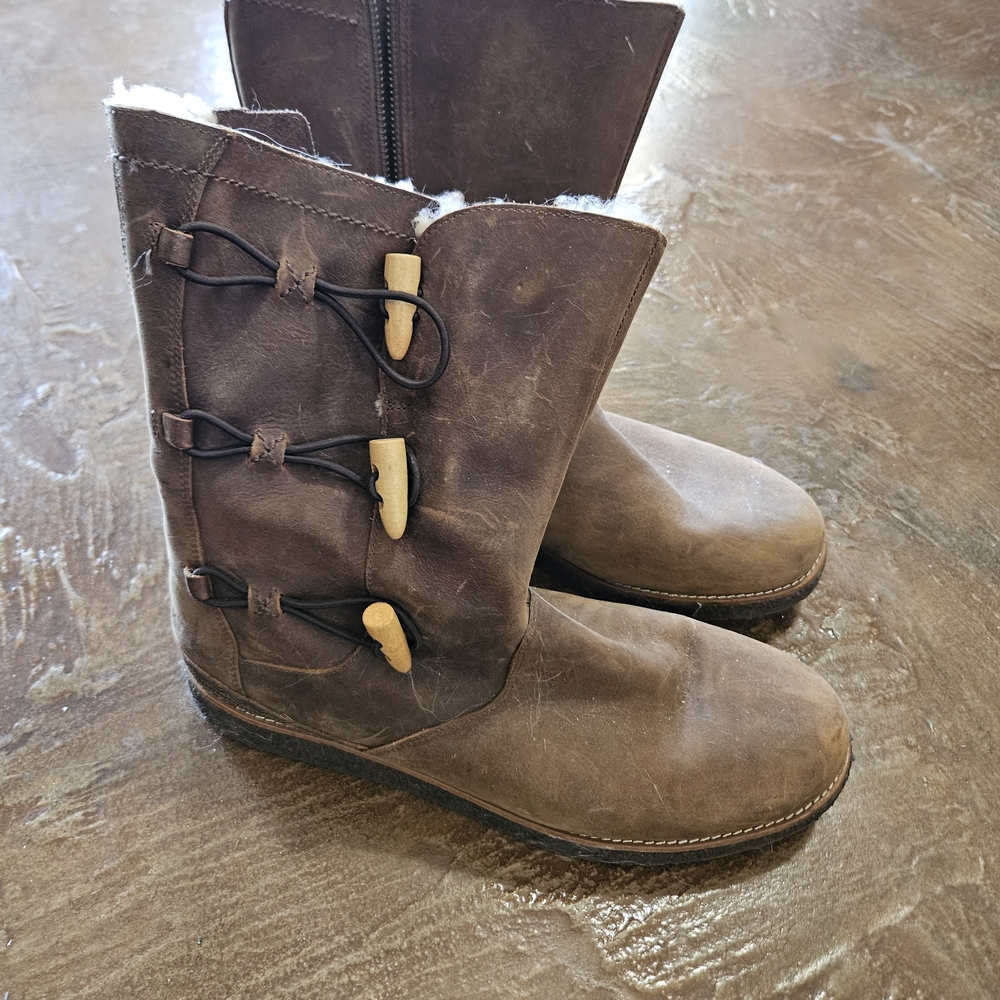 UGG Chocolate Kaya Boots